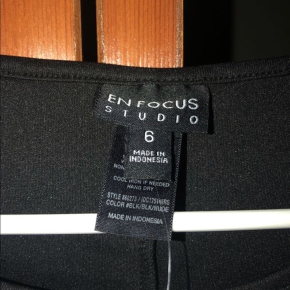 Black dress - Picture 2 of 2